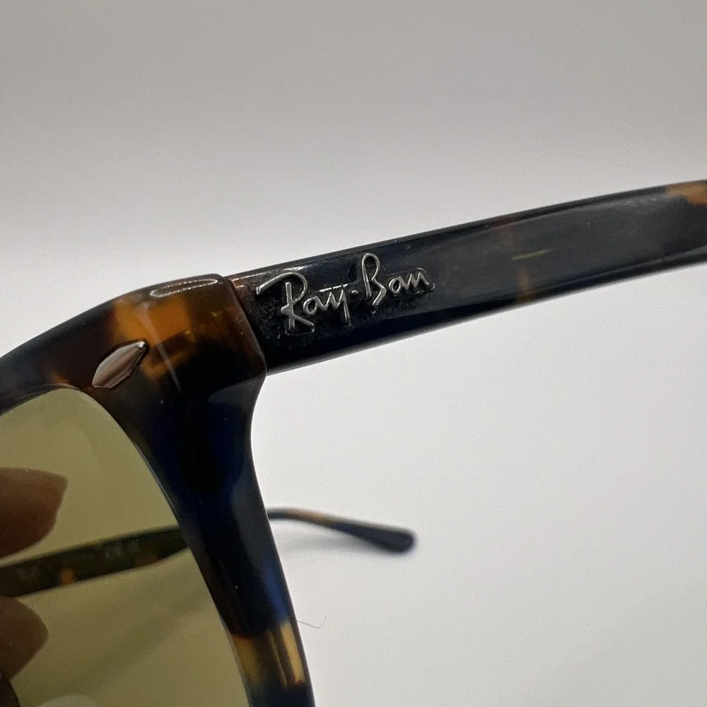 Ray Ban Eyeglasses, Frames Only, RB 5428 8174, 53-17-145, Brown Tortoise EUC